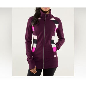 Lululemon Athletic Asana Jacket Purple size 4/6 Logo Yoga Running Activewear Jog